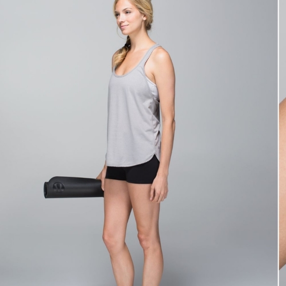 Lululemon 105F Singlet tank top sz 2 Grey - Picture 2 of 6